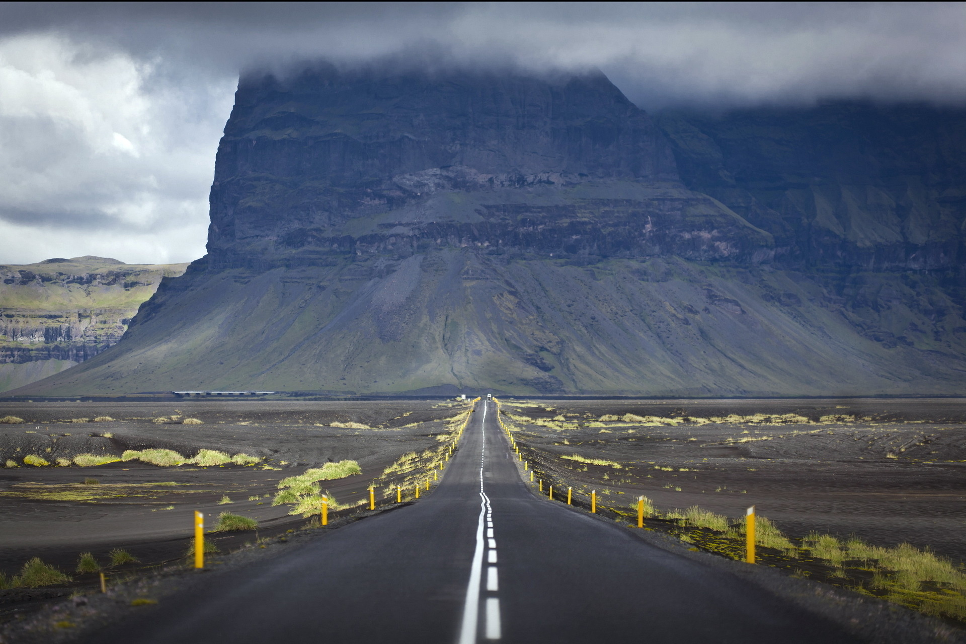 Top 50 hình ảnh những con đường đẹp nhất trên thế giới 24