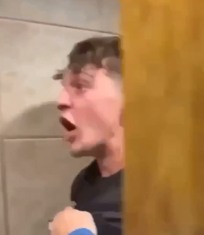 Kansas Bar Girl Incident and Journey Price Full Video